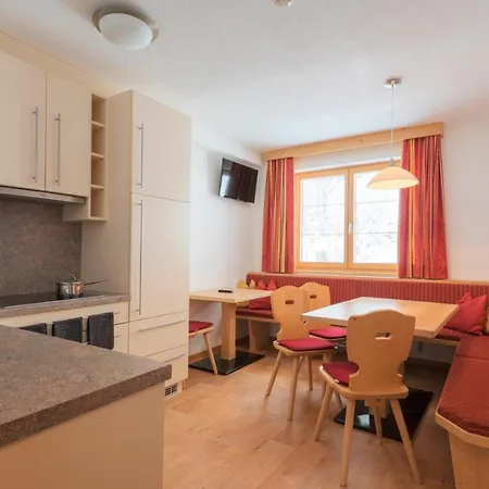 게스트하우스 Bacherhof 장크트안톤암아를베르크